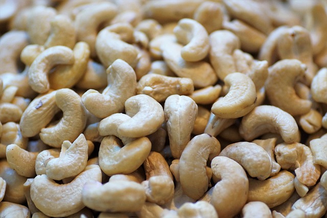 cashew kazu badam